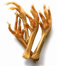 DEHYDRATED CHICKEN FEET